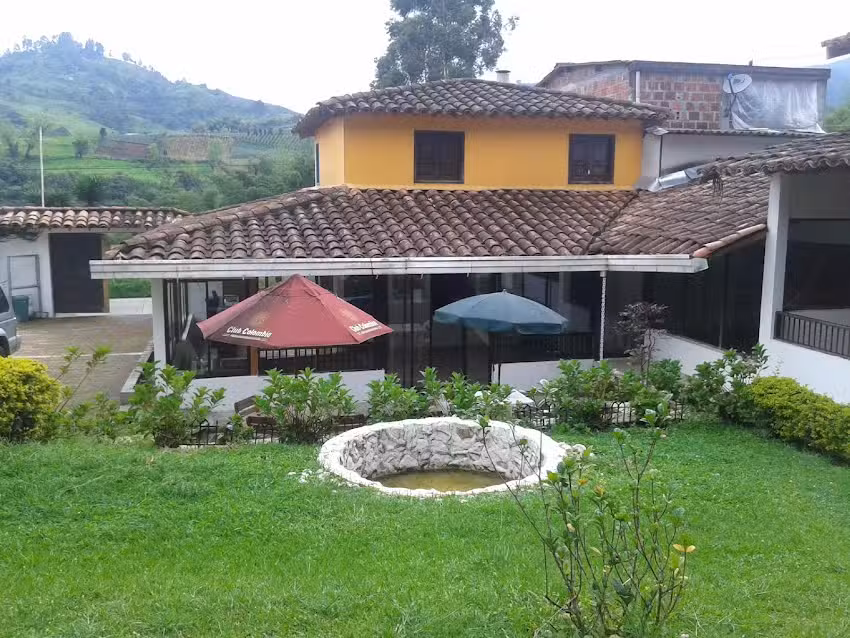 Cerro Verde Hotel & Restaurante