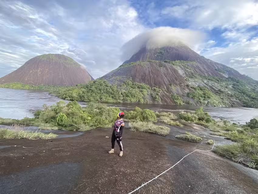 Cerros Mavicure, Inirida Guainia