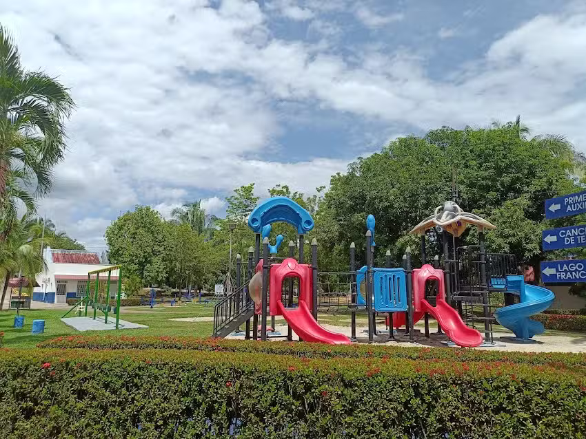 Circulo de Suboficiales de las FFMM Sede Vacacional La Palmara