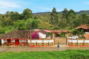 Ciudadela el Artesano , Hotel Campestre y Temático , reúne el ARTE y la TRADICIÓN