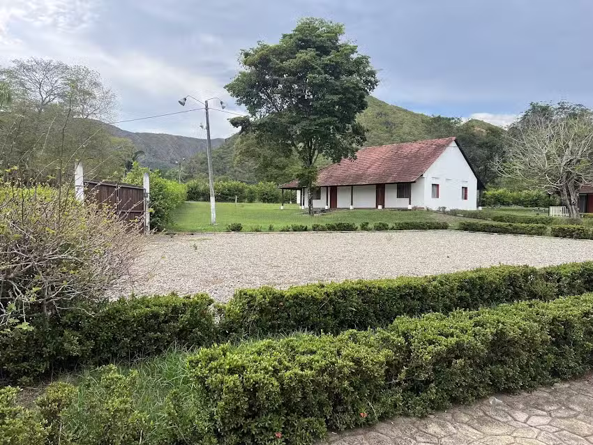 CLUB CAMPESTRE LA PRADERA