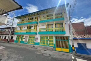 Colibr&iacute; Apartasuites Jard&iacute;n Antioquia