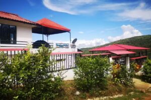 COLINAS DEL COUNTRY🏘