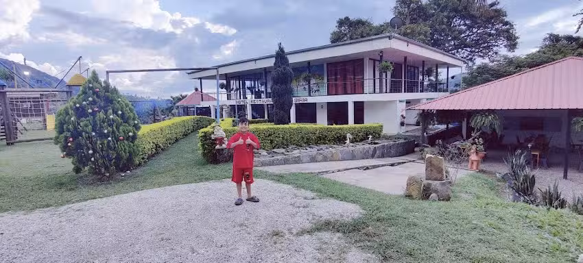 Complejo Tur&iacute;stico La Siria