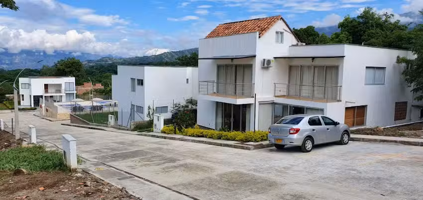 Condominio Los Morros