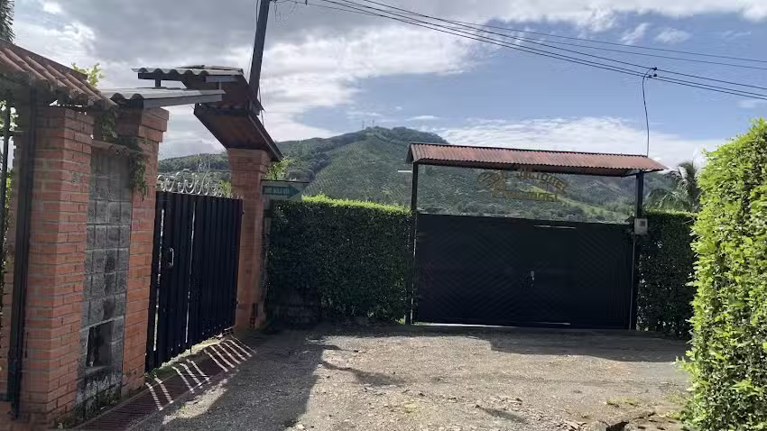 Condominio Mirador de la Cruz