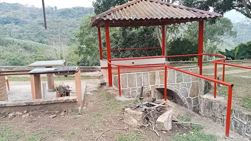 CONJUNTO CAMPESTRE CAMERU