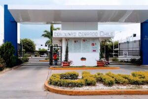 Conjunto Cerrado Chile