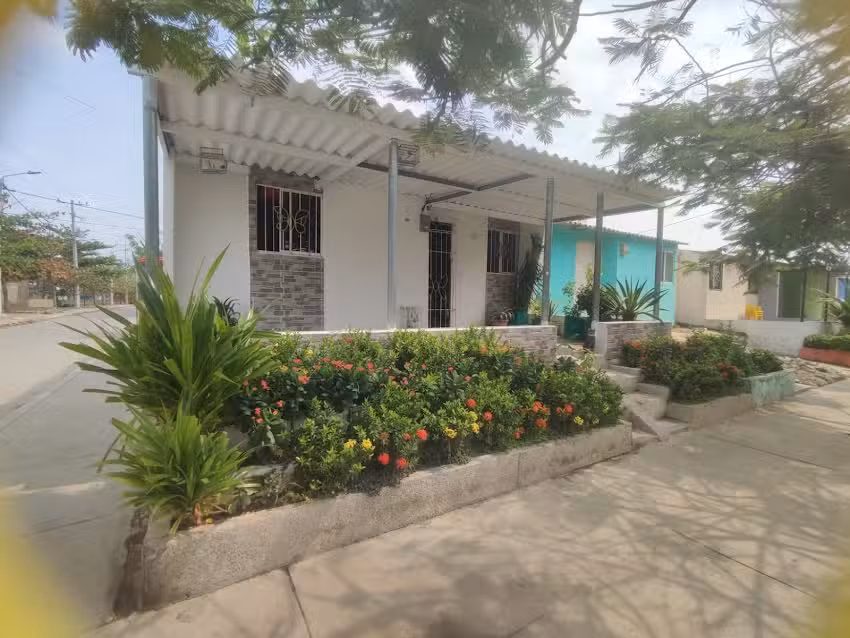 Conjunto Residencial Lluvias De Oro