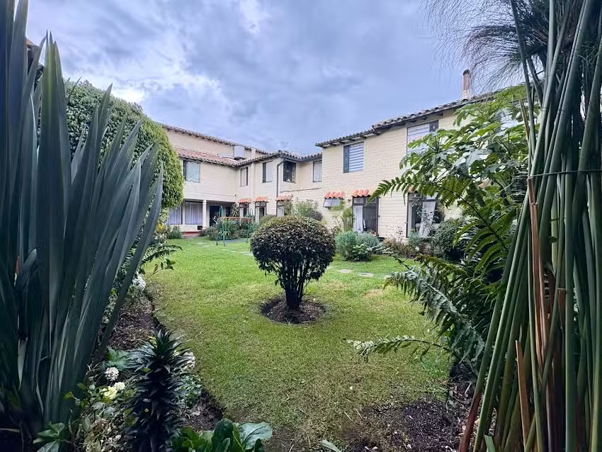 Conjunto Santa Lucia