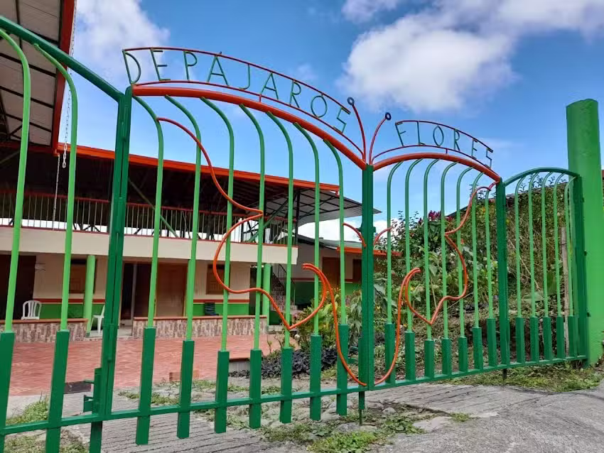 De P&aacute;jaros y Flores Alojamiento Rural