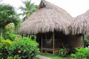 Eco Caba&ntilde;as Casa Amarilla