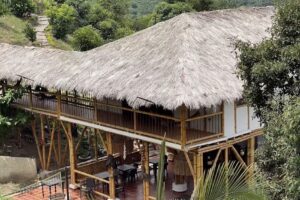 Eco hotel Campestre Atlantis la Mesa en San Joaquín Loma Linda vereda Hungria