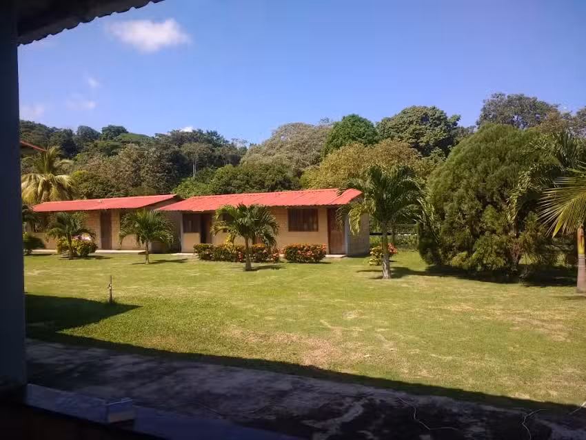 ECOLODGE AMOR ESCONDIDO
