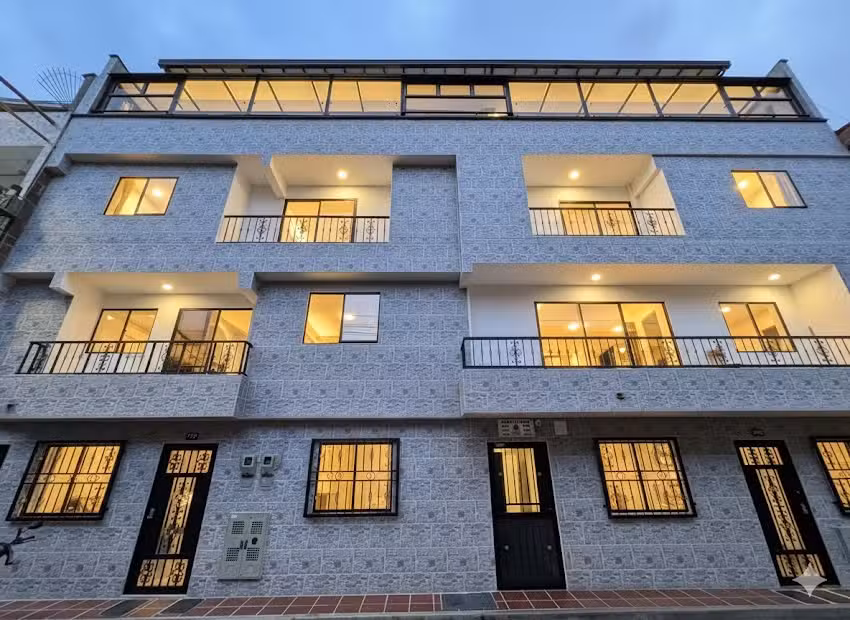 Edificio &Aacute;lvarez Alzate