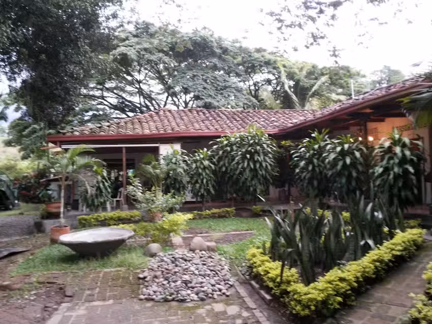 El Cipr&eacute;s Hostel