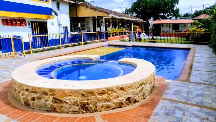 El Descanso De Tacurrumbi