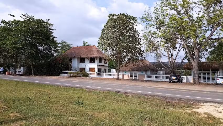 El Paraiso hotel y centro de eventos