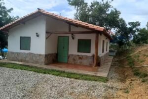 ENTRE NUBES Y MONTA&Ntilde;AS