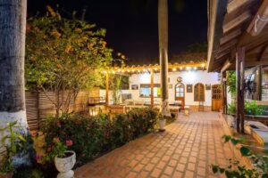 Entre Palmas Casa Hotel