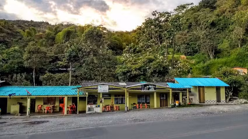 Estadero El Pe&ntilde;on