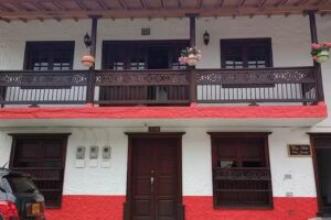 FAMI HOTEL VIVE JARDIN