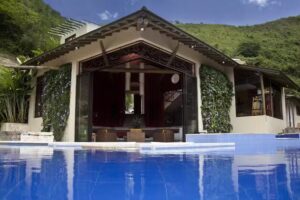 Finca Ananda en Anapoima descanso familiar piscina