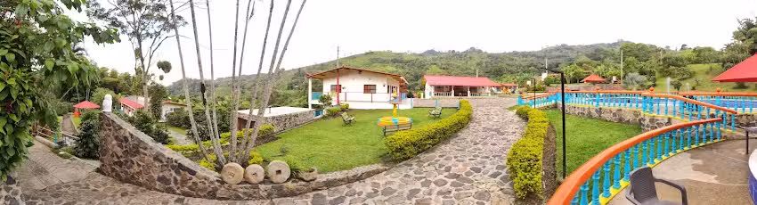 FINCA CAFETERA VALPARAISO