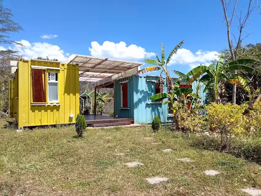 Finca Contenedores el Chiringuito