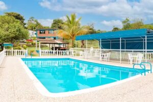 Finca el pi&ntilde;al