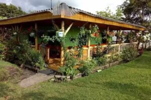 Finca El Vergel (V&iacute;a vereda la Pola)