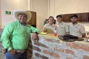 Finca hotel casa amarilla