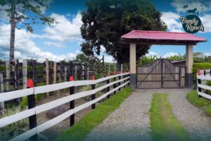 Finca hotel Family Ranch