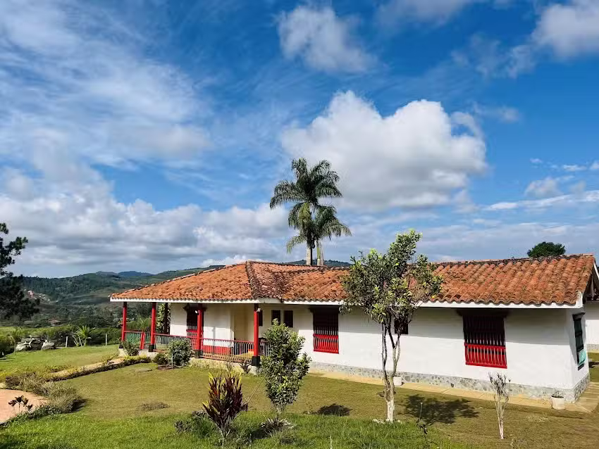 Finca Hotel La Tribu