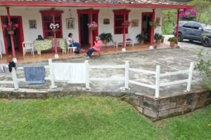 Finca Hotel Sandon&aacute;