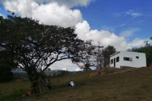 Finca La Alameda (La Llanada, Vereda Piedra Parada)