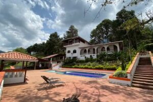 Finca La Mar&iacute;a, El Castillo