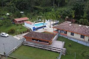 Finca Las Jotas T&aacute;mesis