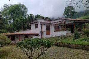 finca malinche tibacuy