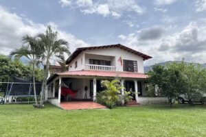 FINCA PALMIRA VILLA LAURA TABLONES