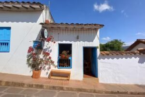 Flor de Le&oacute;n Reposter&iacute;a y Caf&eacute; &ndash; Hostal