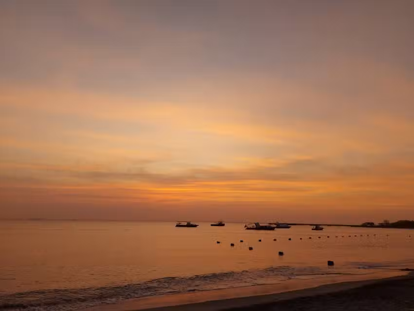 Frente al Mar Apto 403 * Costa Azul Suites