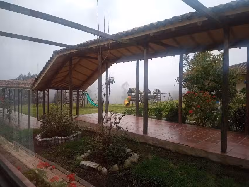 Granja Peniel, Fundaci&oacute;n IMIC Colombia