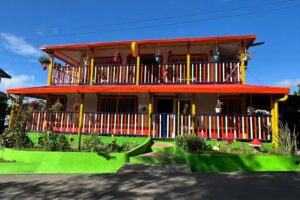 Habitaciones Amobladas Villa Rouss