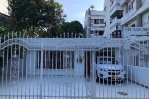 HABITACIÓNES INDEPENDIENTES