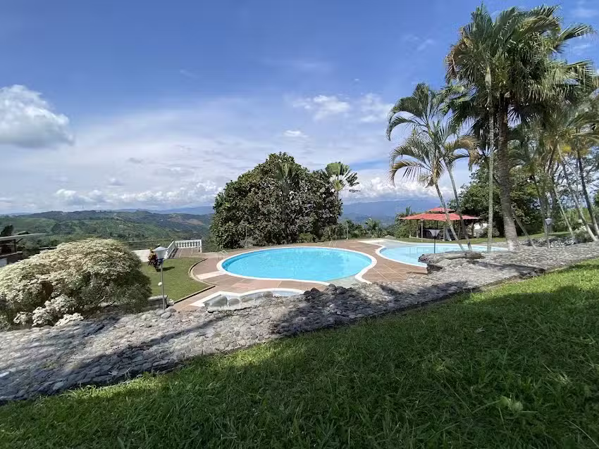 Hacienda La Bonita Paradise