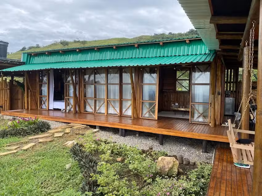 Hedonias Alojamiento Ecoturistico