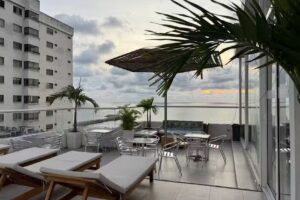 Hern&aacute;ndez Suite