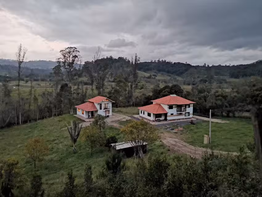 Hospedaje Aires de Colibr&iacute;