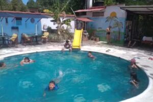 Hospedaje, Alojamiento Econ&oacute;mico Charito Green